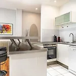 Elegant Studio Saint-Dominique
